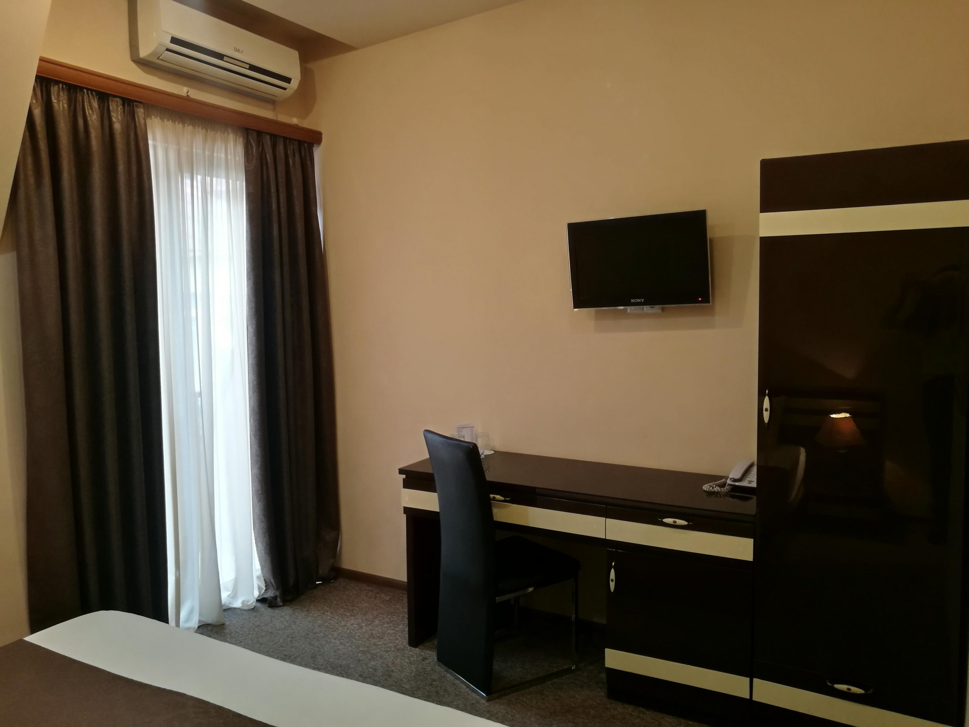 Hotel Diplomat Тбілісі Екстер'єр фото